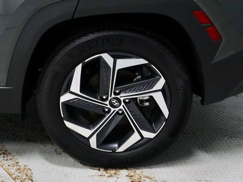 Used 2024 Hyundai Tucson Limited AWD/4WD image 21