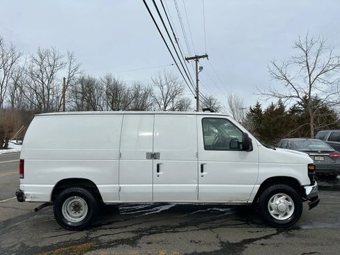 Used 2013 Ford E-250 and Econoline 250 image 8