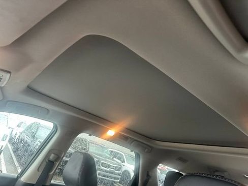 Certified 2023 Nissan Pathfinder Platinum w/ Cargo Package FWD image 3