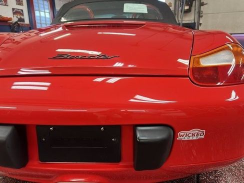 Used 2002 Porsche Boxster RWD image 5
