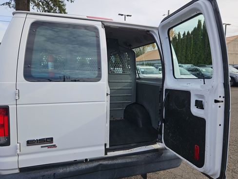 Used 2013 Ford E-150 and Econoline 150 XL image 22