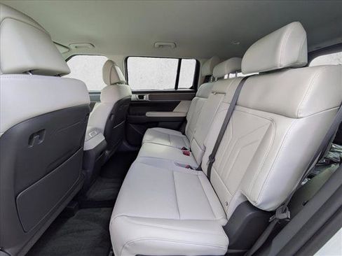 New 2026 Hyundai Santa Fe SEL image 17