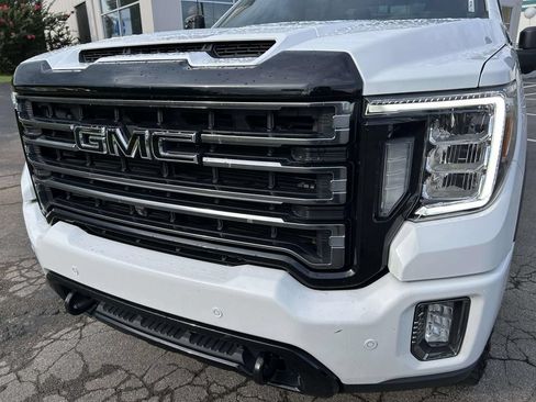 Used 2021 GMC Sierra 2500 AT4 w/ AT4 Premium Plus Package AWD/4WD image 11