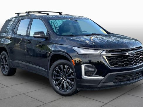 Used 2023 Chevrolet Traverse RS AWD/4WD image 3