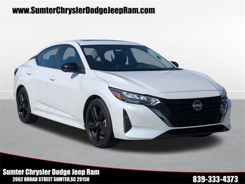 Used 2025 Nissan Sentra SR w/ SR Premium Package image 1