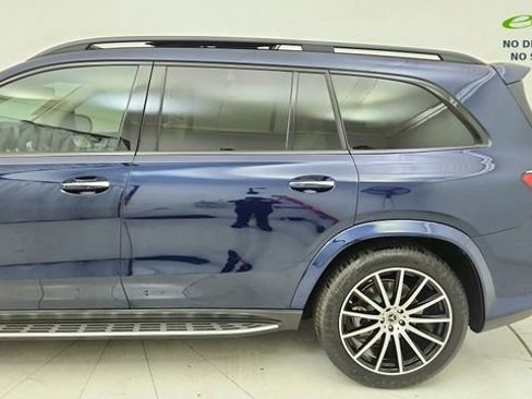 Used 2022 Mercedes-Benz GLS 450 4MATIC image 8