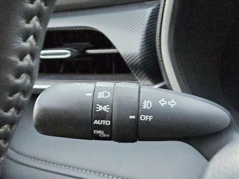 Used 2025 Toyota Highlander XSE AWD/4WD image 26