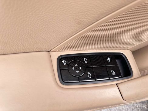 Used 2021 Porsche 911 Carrera RWD image 16