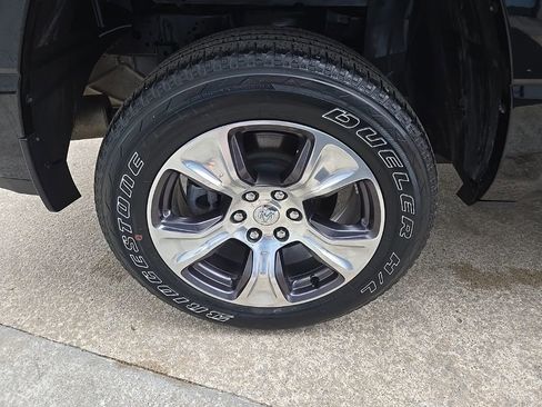 Used 2023 RAM 1500 Laramie AWD/4WD image 29