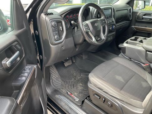 Used 2021 Chevrolet Silverado 1500 RST AWD/4WD image 4