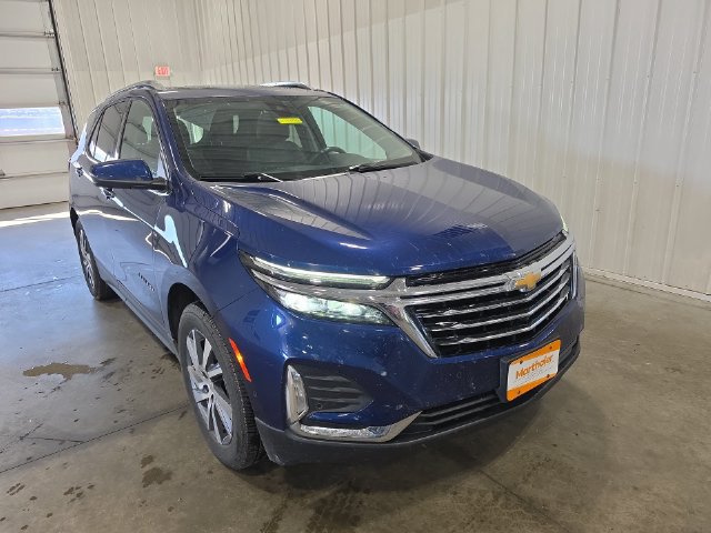 Used 2022 Chevrolet Equinox Premier AWD/4WD image 2