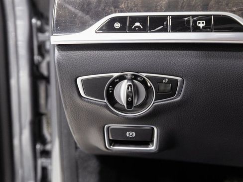 Used 2020 Mercedes-Benz S 560 4MATIC Sedan image 10