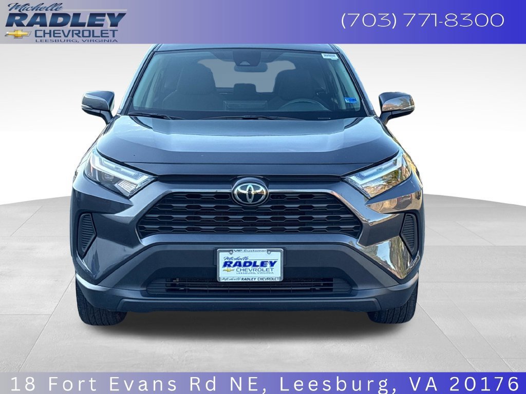 Used 2025 Toyota RAV4 LE AWD/4WD image 9