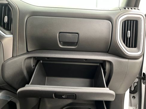 Used 2021 GMC Sierra 1500 AT4 w/ AT4 Value Package AWD/4WD image 30