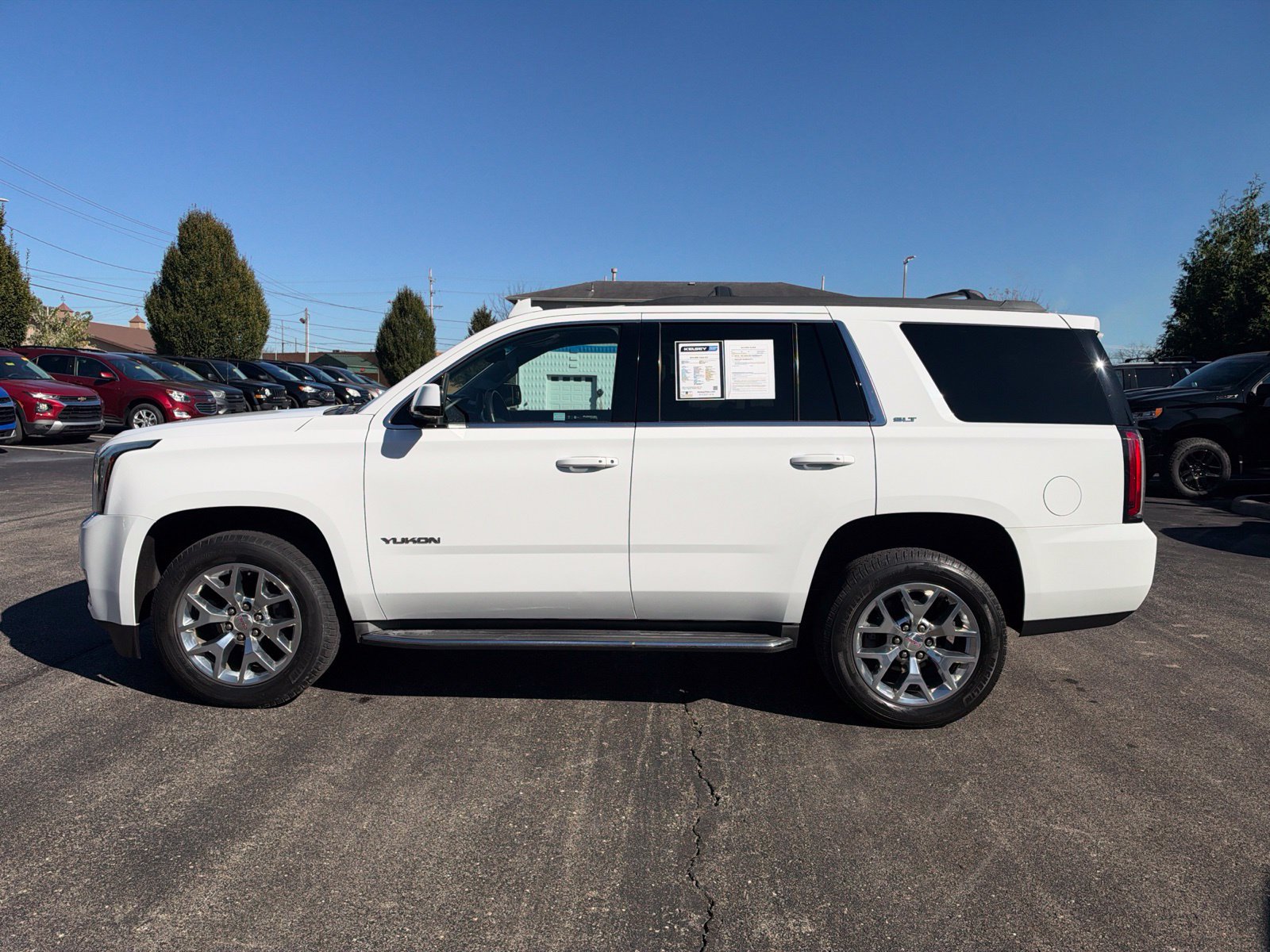 Used 2016 GMC Yukon SLT AWD/4WD image 2