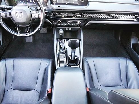 Used 2024 Honda Accord EX-L image 21