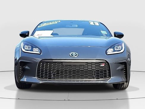 Used 2023 Toyota GR86 RWD image 2