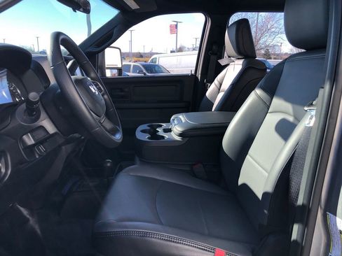 New 2024 RAM 2500 Tradesman w/ Snow Chief Group image 16