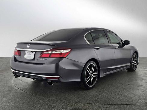 Used 2017 Honda Accord Sport image 3