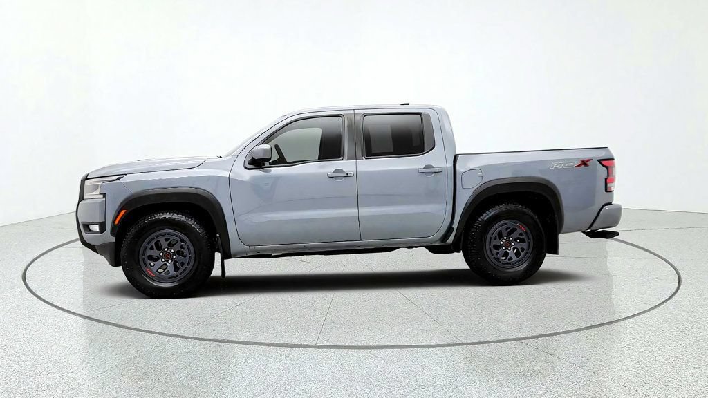 Used 2025 Nissan Frontier Pro-X RWD image 8