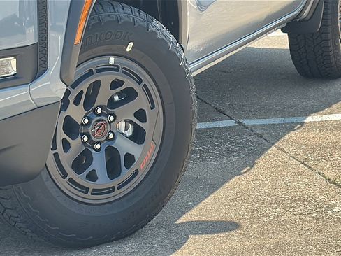 New 2026 Nissan Frontier Pro-X w/ Pro Premium Package image 3