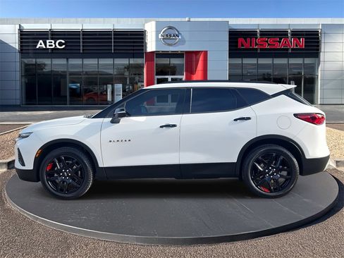 Used 2021 Chevrolet Blazer LT w/ Redline Edition image 8