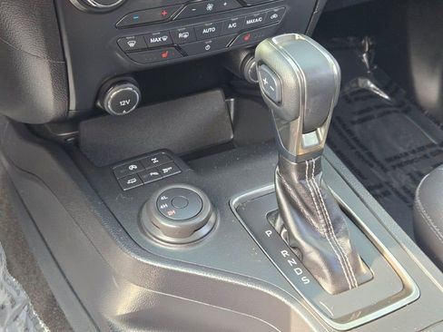 Used 2021 Ford Ranger Lariat w/ Equipment Group 501A High image 29