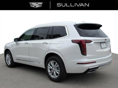 New 2025 Cadillac XT6 Luxury