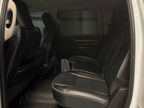 Used 2016 RAM 2500 Tradesman w/ Chrome Appearance Group AWD/4WD image 10