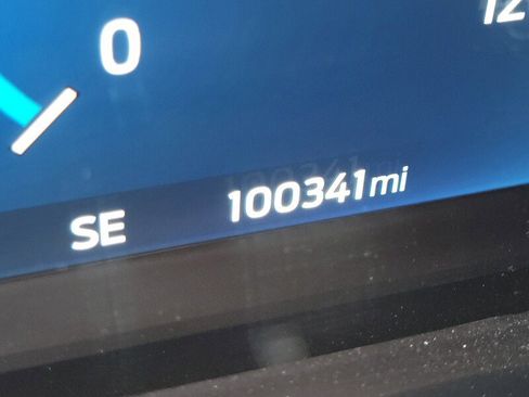 Used 2022 Ford F150 Lariat w/ Equipment Group 502A High image 26