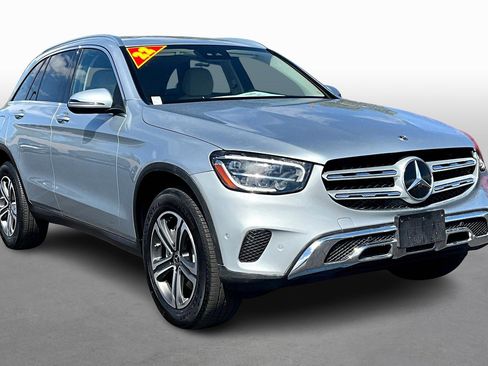 Used 2022 Mercedes-Benz GLC 300 w/ Premium Package Lite image 10