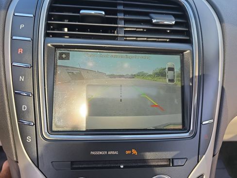 Used 2017 Lincoln MKX Reserve w/ Lincoln MKX Climate Package AWD/4WD image 28