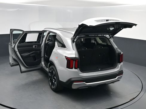 New 2026 Kia Sorento SX FWD image 28