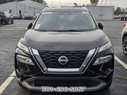 Used 2023 Nissan Rogue SV w/ SV Premium B Package FWD image 8