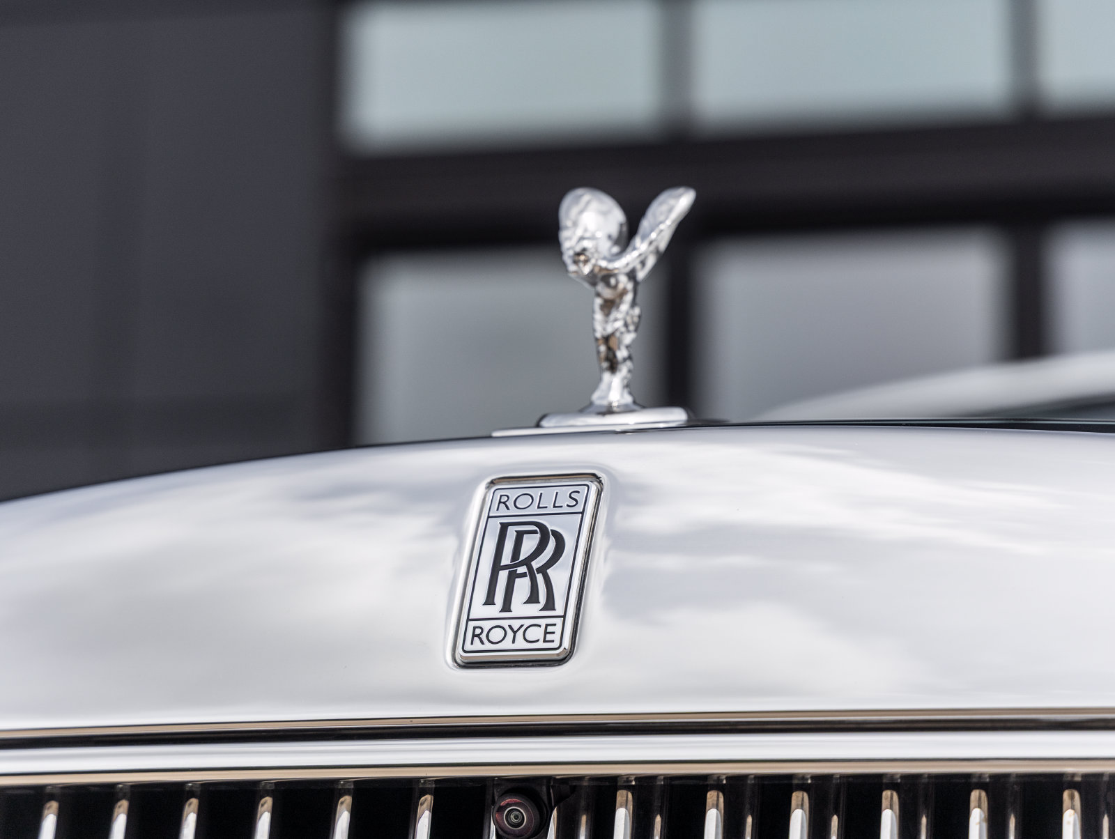 Used 2023 Rolls-Royce Phantom Extended Wheelbase w/ Leather Finishing Pack RWD image 20
