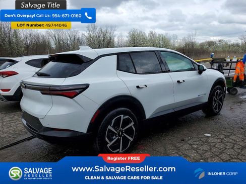 Used 2025 Chevrolet Equinox EV LT w/ Comfort Package image 4