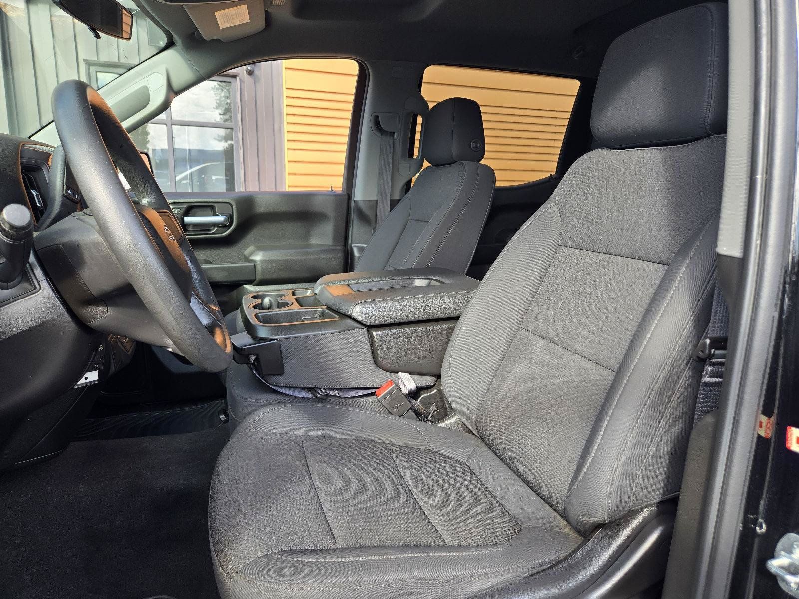 Used 2021 Chevrolet Silverado 1500 Custom Trail Boss w/ LPO, Dark Essentials Package AWD/4WD image 11