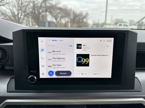 Used 2024 Toyota Tacoma SR5 image 18