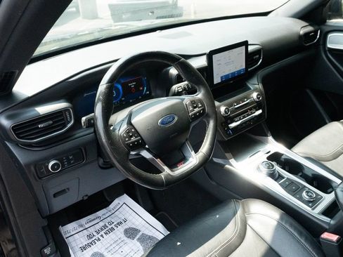 Used 2020 Ford Explorer ST AWD/4WD image 3