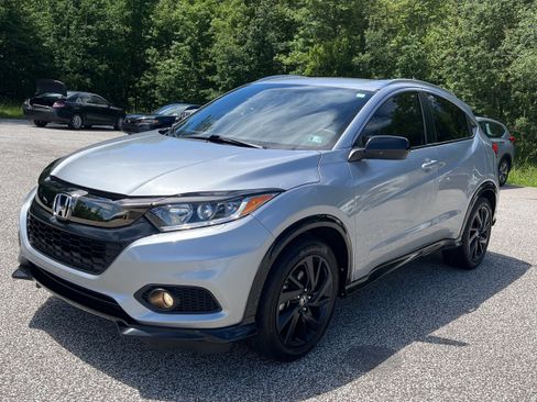 Used 2022 Honda HR-V Sport image 1