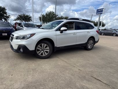 Used 2019 Subaru Outback 2.5i Premium w/ Popular Package #2