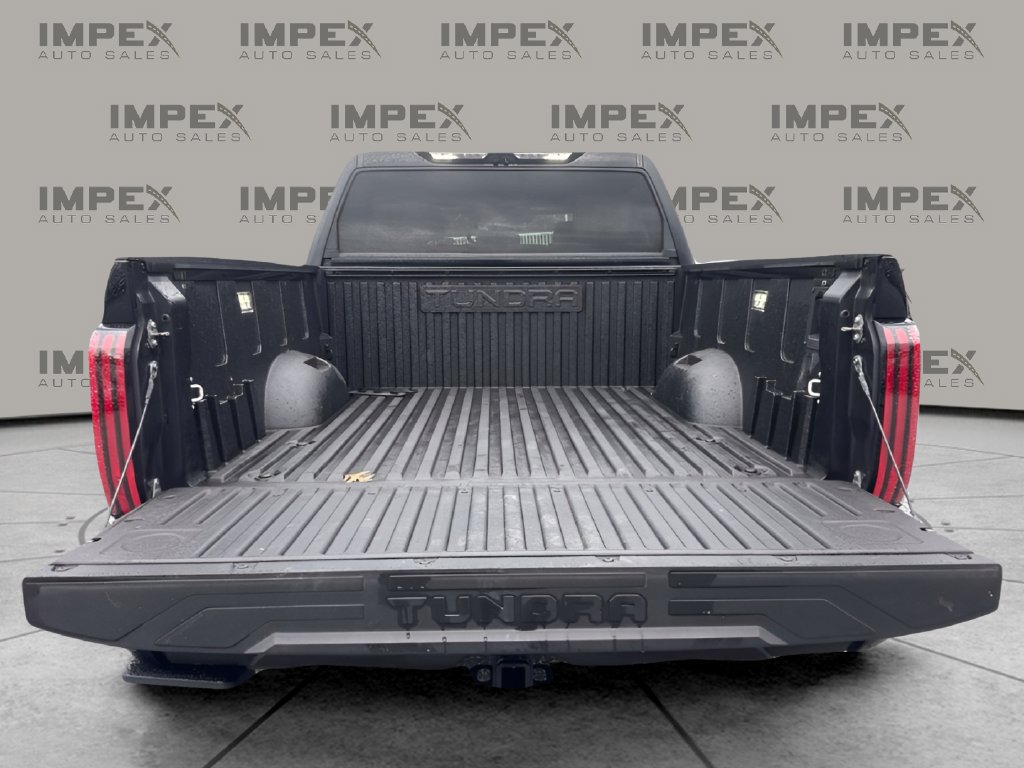 Used 2024 Toyota Tundra Limited AWD/4WD image 29
