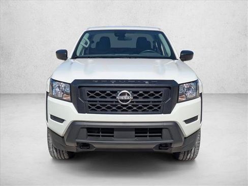 Used 2022 Nissan Frontier S w/ Technology Package image 2