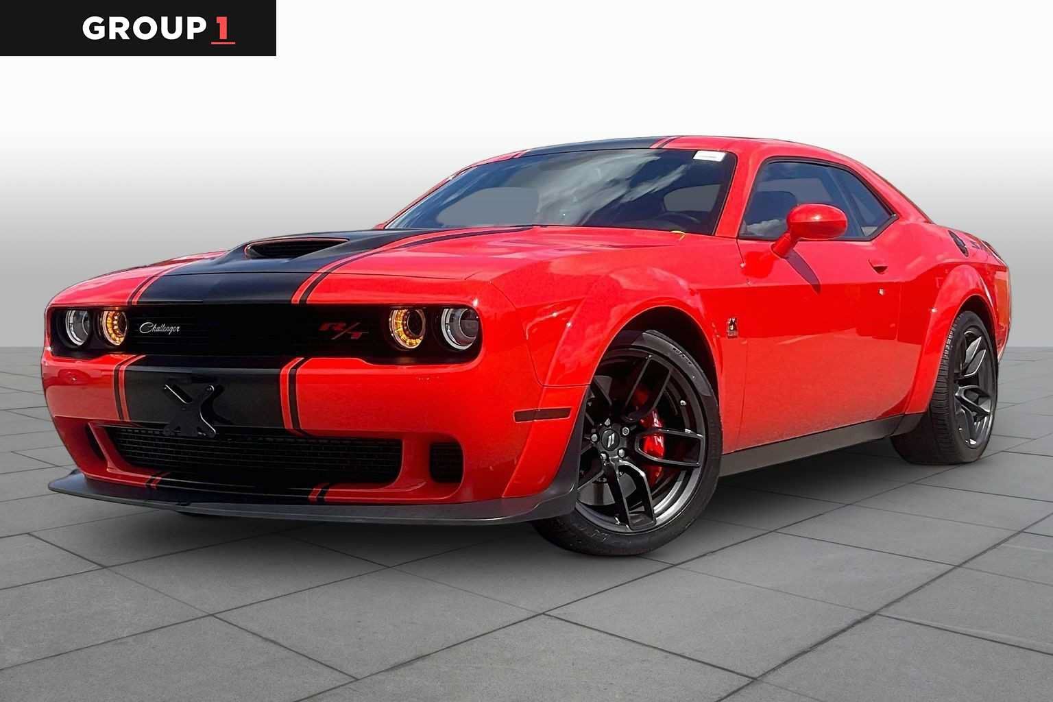 Used 2022 Dodge Challenger R/T Scat Pack RWD image 1
