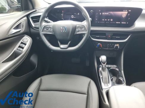 Used 2024 Buick Encore GX Sport Touring w/ Advanced Technology Package FWD image 17