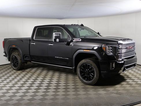 Used 2021 GMC Sierra 2500 Denali image 2