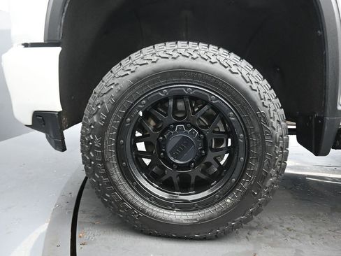 Used 2022 Chevrolet Silverado 2500 High Country w/ Safety Package II image 76