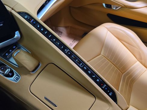 Used 2023 Chevrolet Corvette Stingray Premium Conv w/ Battery Protection Package RWD image 25