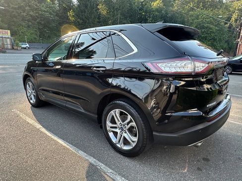 Used 2016 Ford Edge Titanium w/ Technology Package AWD/4WD image 7