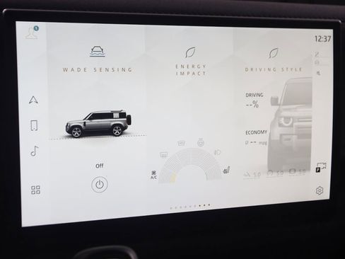 Used 2022 Land Rover Defender 110 SE image 33